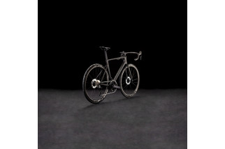 CUBE LITENING AIR C:68X RACE Blackline