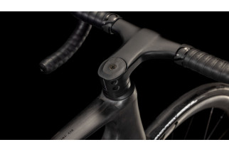 CUBE LITENING AIR C:68X RACE Blackline