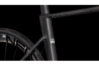 CUBE LITENING AIR C:68X RACE Blackline