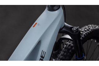 CUBE STEREO HYBRID ONE44 PRO 800 vulcan´n´orange 2026