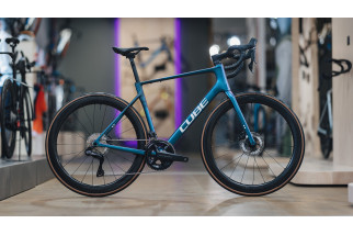 CUBE ATTAIN C:62 SLT shiftmint´n´white 2026