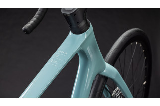 CUBE ATTAIN C:62 RACE skylightblue´n´cyan 2026